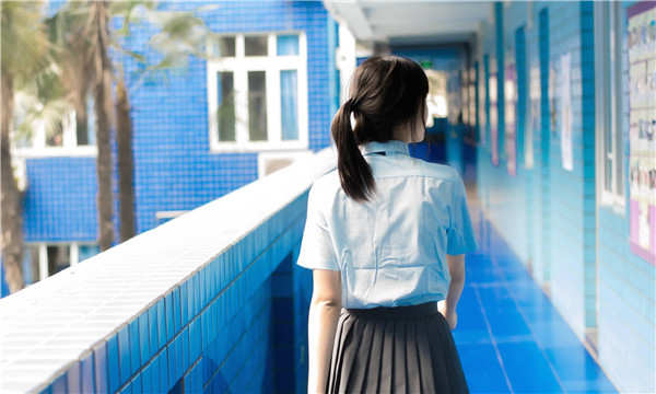 乾安如何找到一个可以帮助我生孩子的女人？